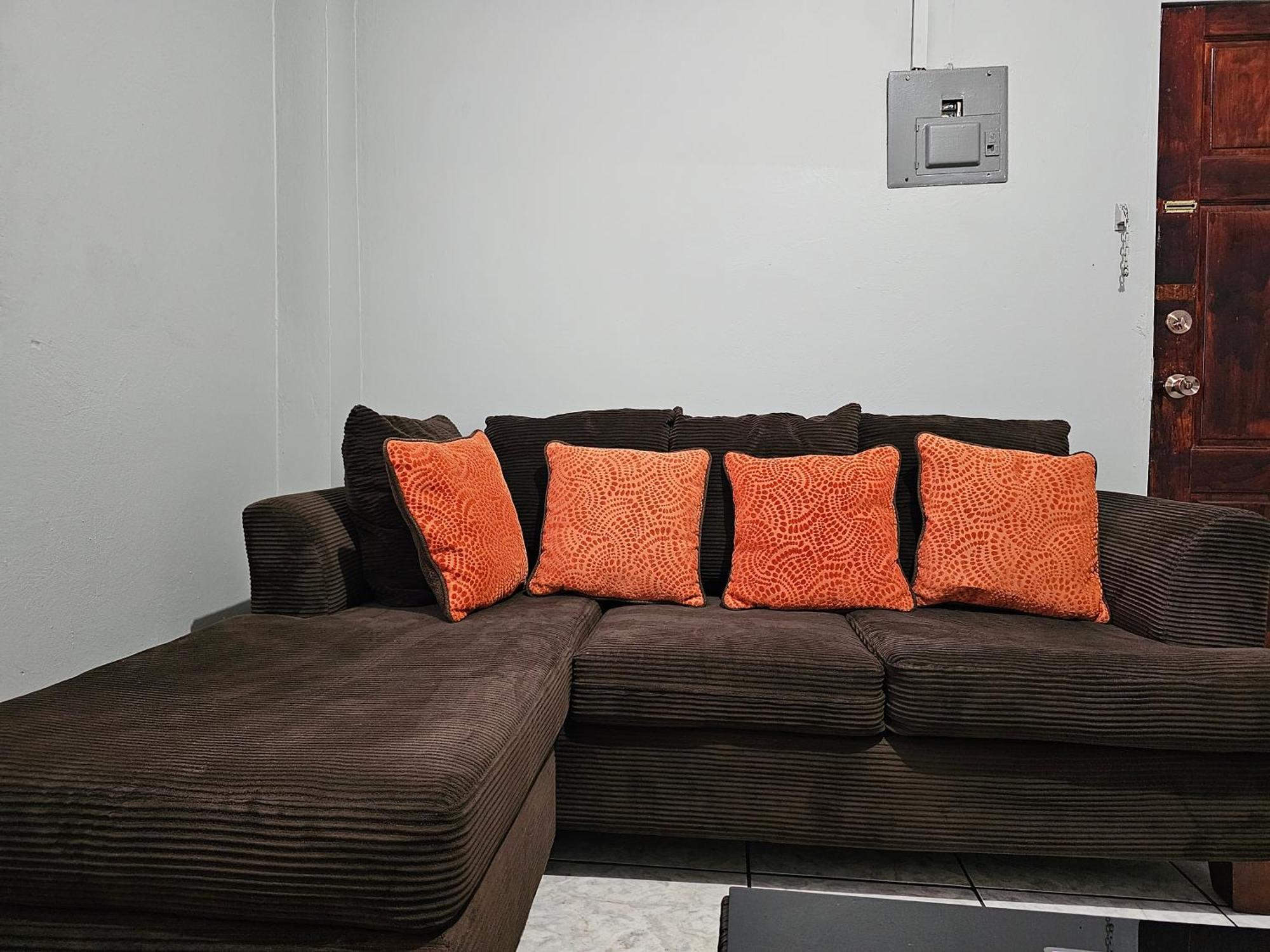 2Br Apt In St Helena - 6Mins From The Airport Perfect For Short And Long Stays Piarco Exterior photo